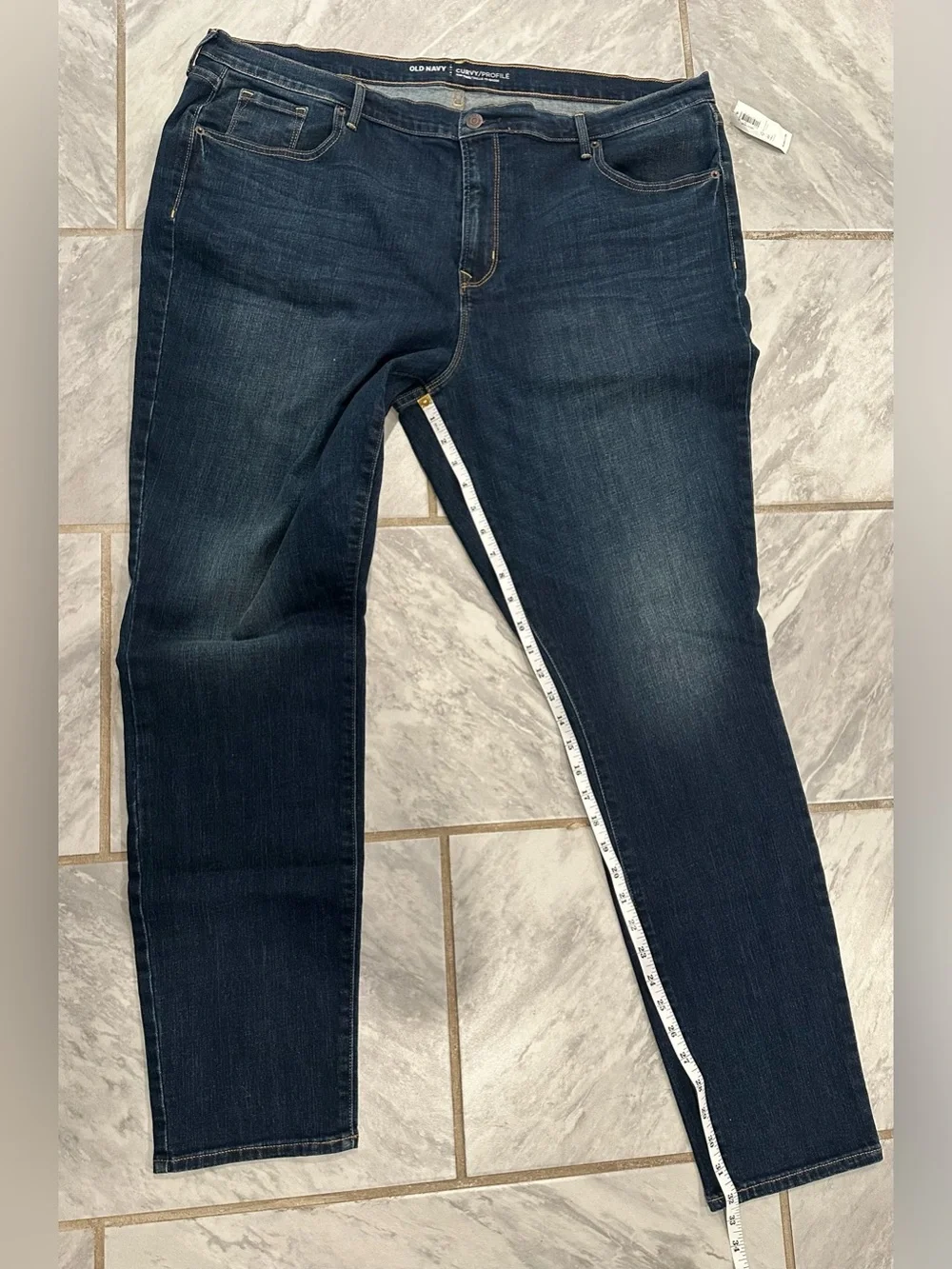 NWT Old Navy Womens Blue Curvy Straight Jeans Mid Rise Size 20Tall (43Wx32L)